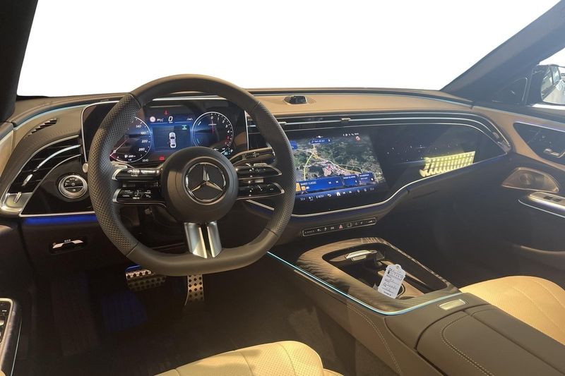 Mercedes E300 bild 11
