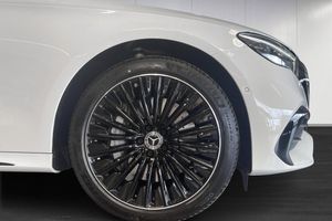 Mercedes E300 bild 6
