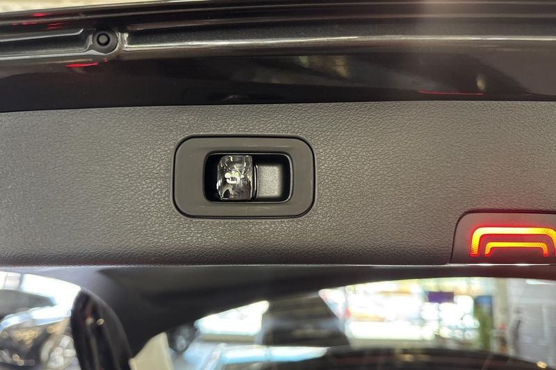 Mercedes E300 bild 19