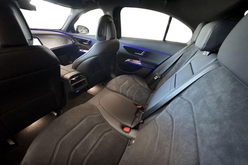 Mercedes E300 bild 14
