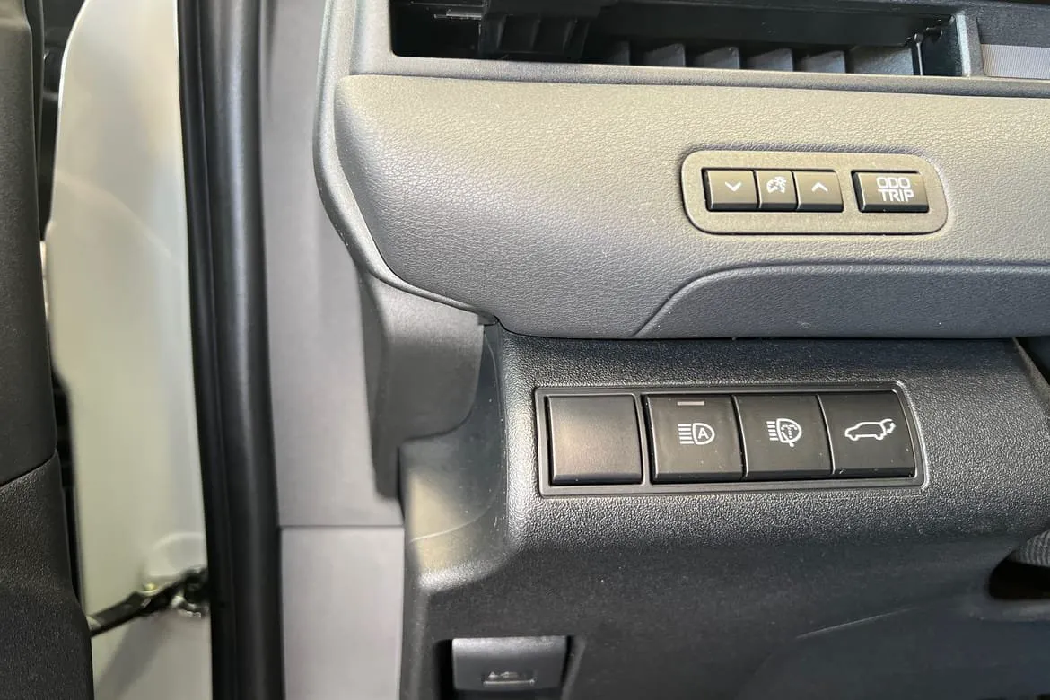 Vehicle image 21