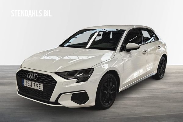 Audi A3 Manuell, 110hk, 2023 6 växlar - 2023