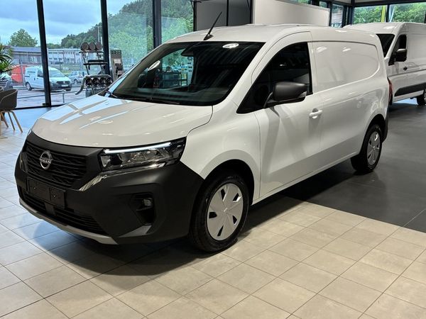 Nissan Townstar L2 130HK Manuell N-Connecta Vikbar mellanvägg - 2025