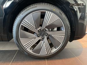 Lynk & Co 08 bild 17