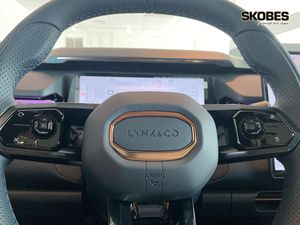 Lynk & Co 08 bild 12