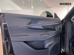 Lynk & Co 08 bild 14