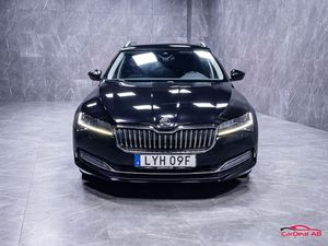 Skoda Superb bild 2