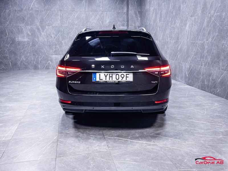 Skoda Superb bild 6