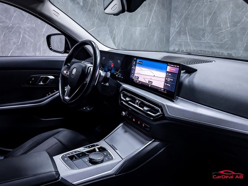 BMW 330 bild 13