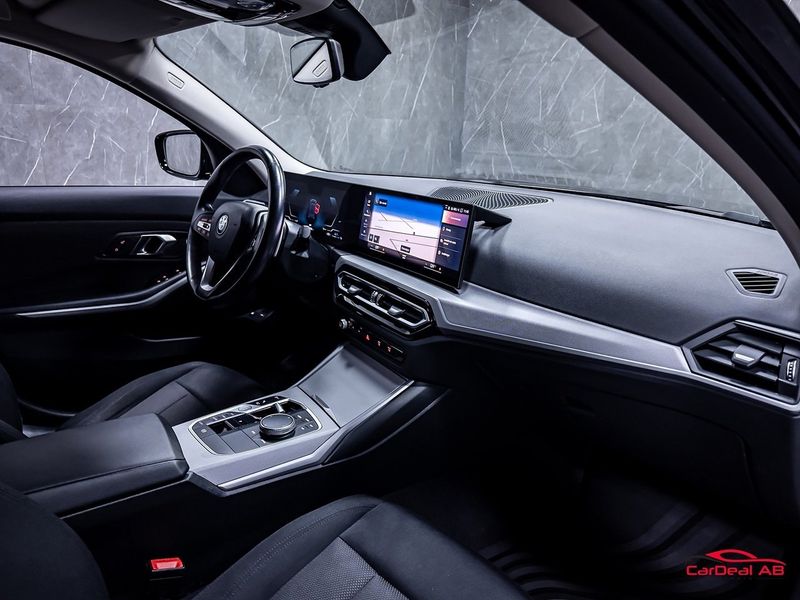 BMW 330 bild 14