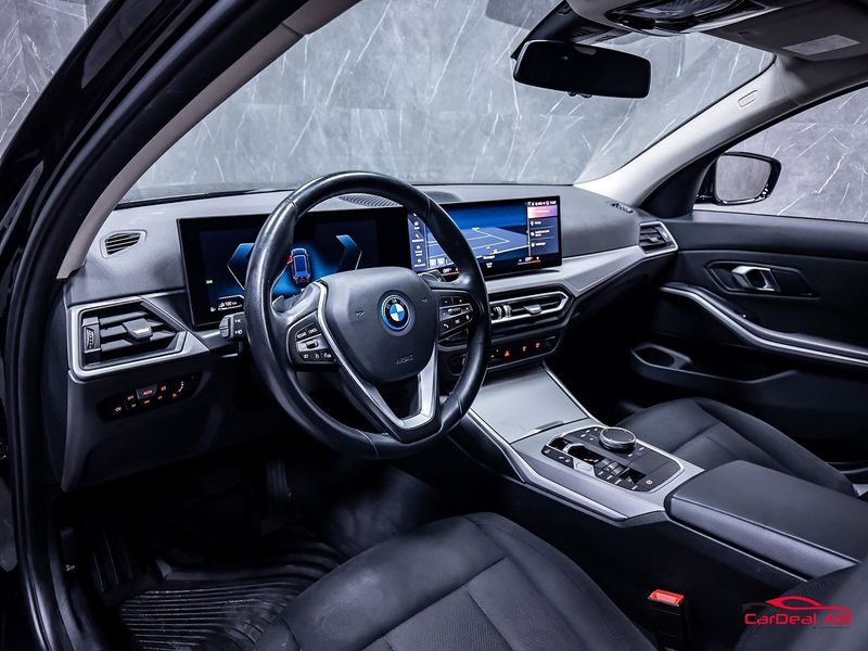 BMW 330 bild 11