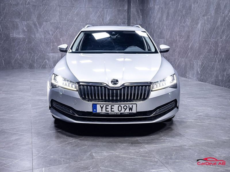 Skoda Superb bild 2