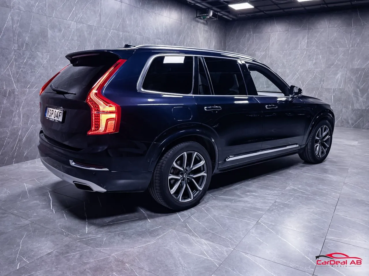 Vehicle image 6