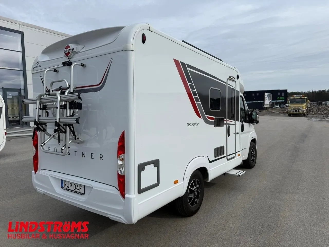 Vehicle image 22