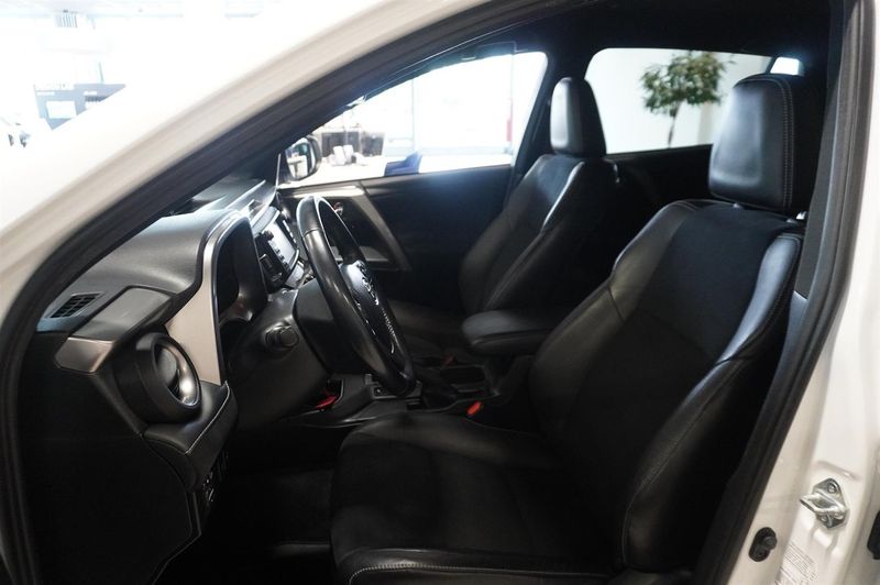 Toyota RAV4 bild 4