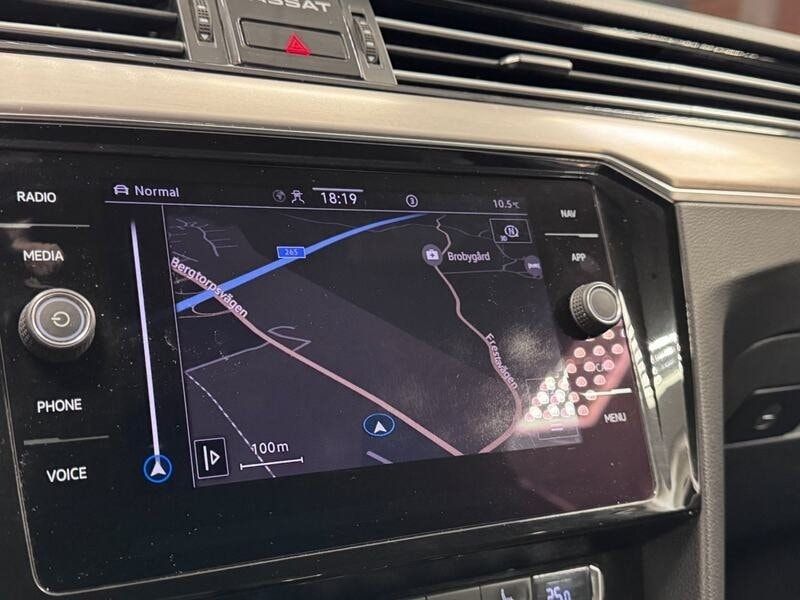 Volkswagen Passat bild 13