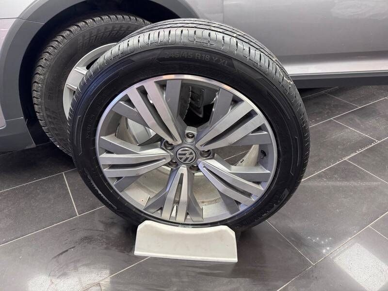 Volkswagen Passat bild 16