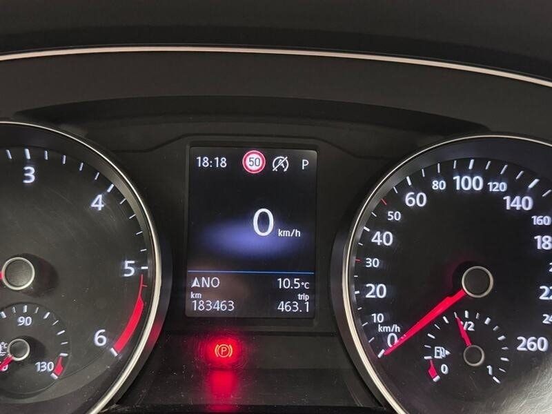 Volkswagen Passat bild 10