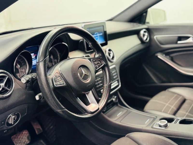 Mercedes CLA220 bild 11