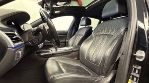 BMW 745 bild 15