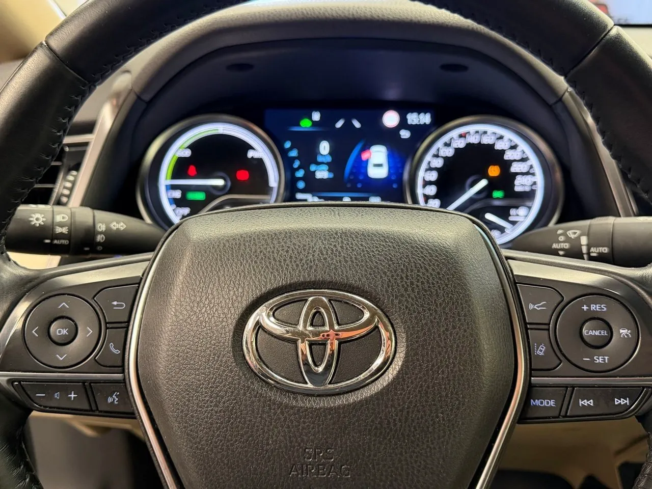 Vehicle image 18