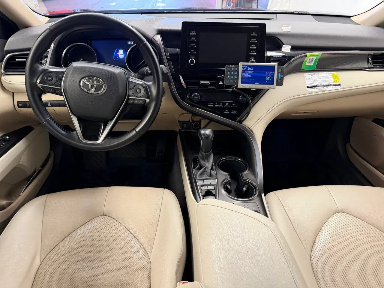 Vehicle image 13