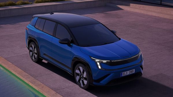 Skoda Peaq SPORTLINE 90X 4X4 NY 7-SITS ELBIL - BILIA NACKA! - 2027
