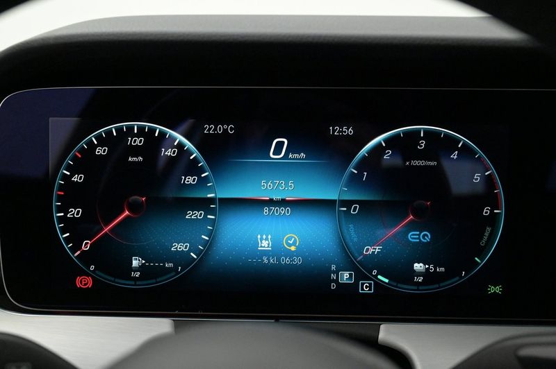 Mercedes E300 bild 9