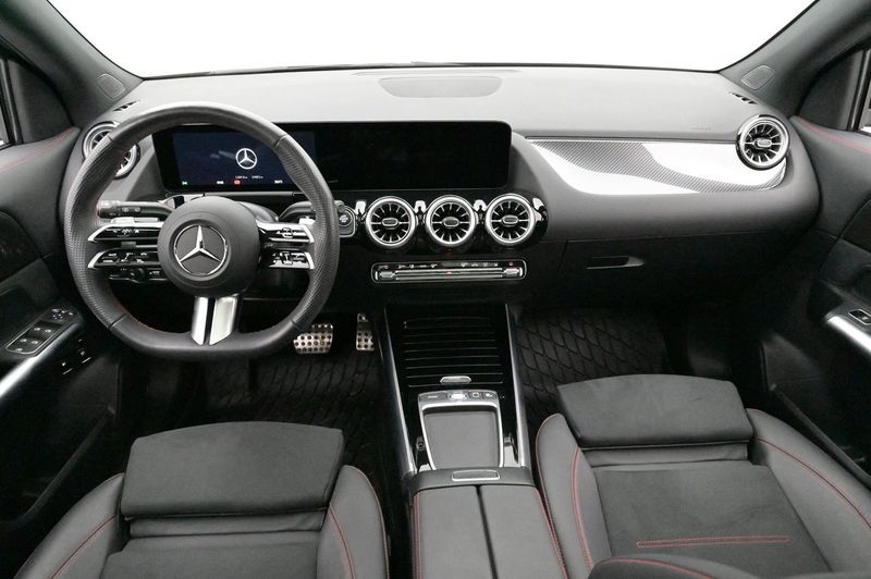 Mercedes GLA250 bild 6
