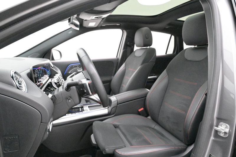 Mercedes GLA250 bild 10