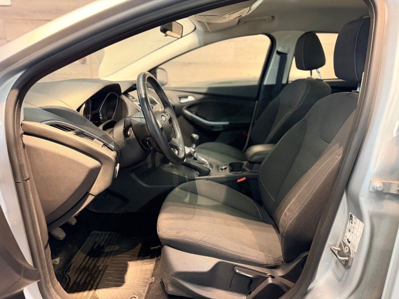 Ford Focus bild 7