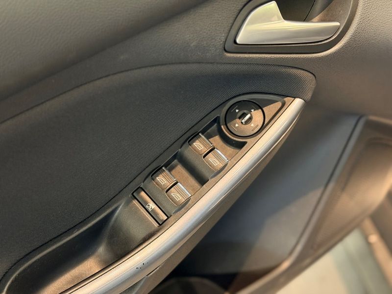 Ford Focus bild 10