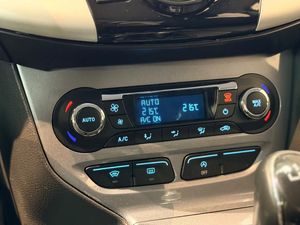 Ford Focus bild 17