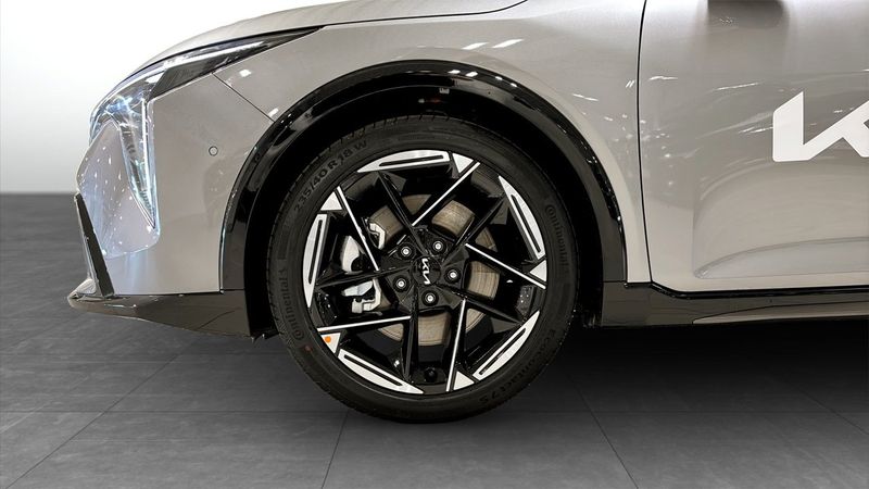 Kia K4 bild 9