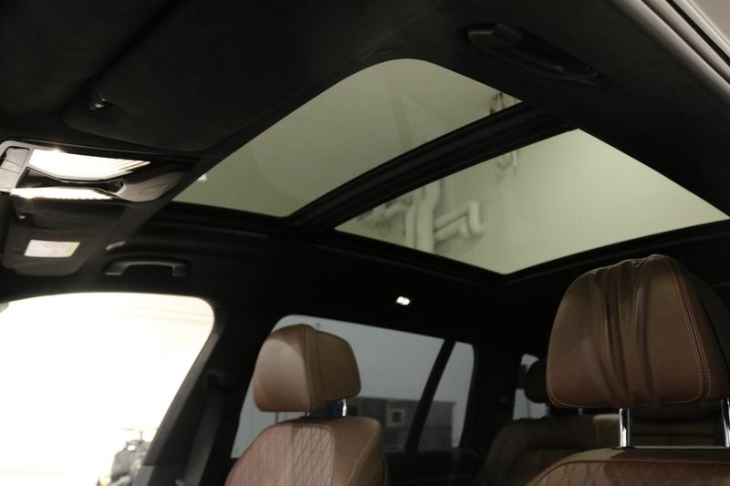 BMW X7 bild 21