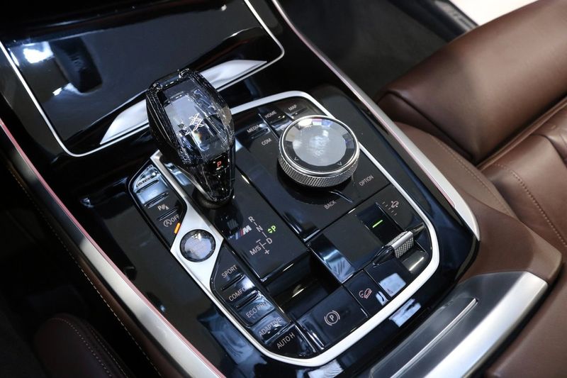 BMW X7 bild 27