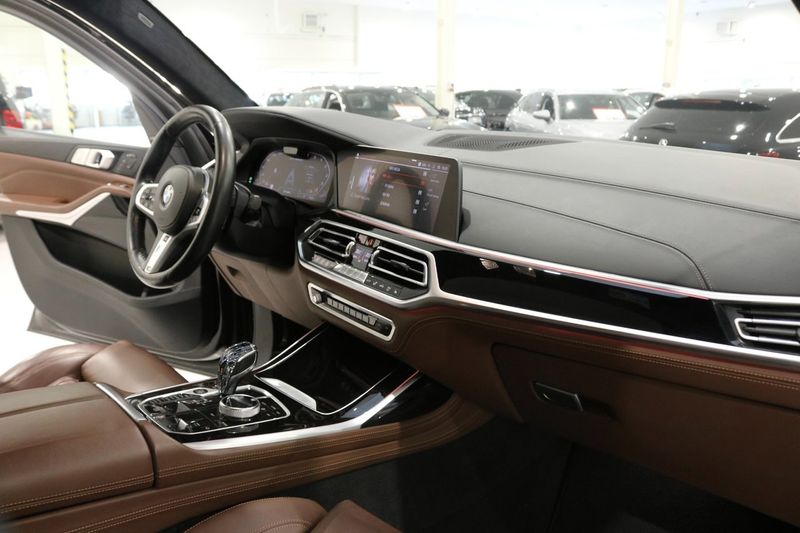 BMW X7 bild 16