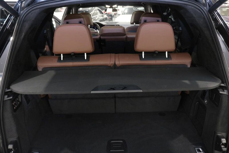 BMW X7 bild 25