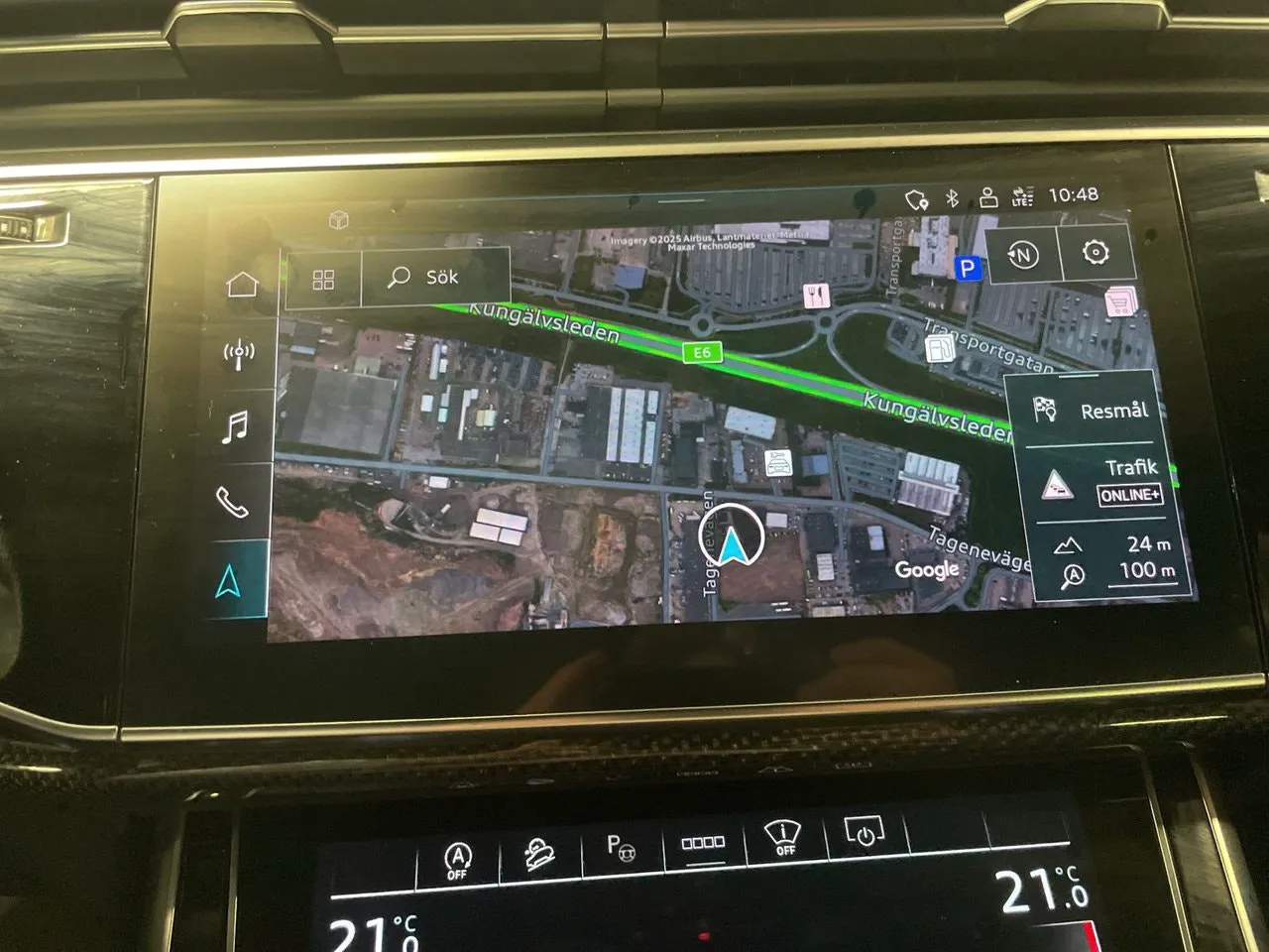 Vehicle image 22