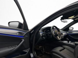 BMW 530 bild 18