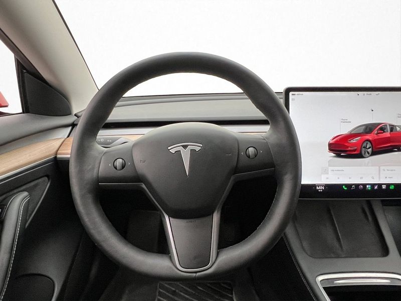 Tesla Model 3 bild 13