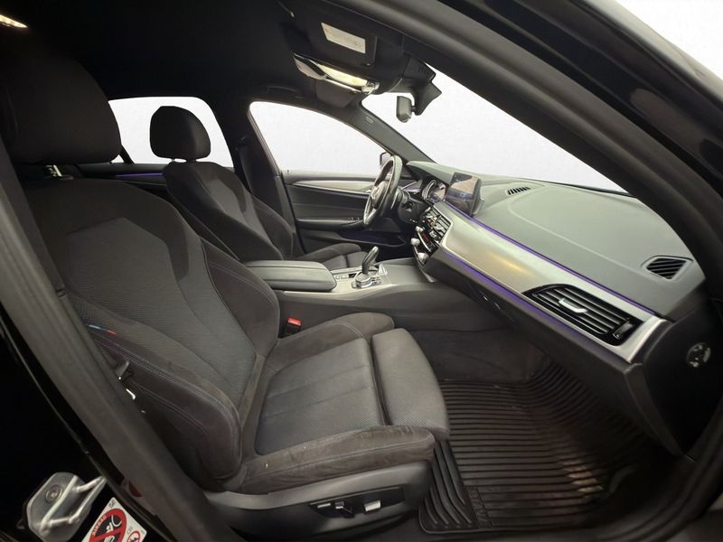 BMW 530 bild 9