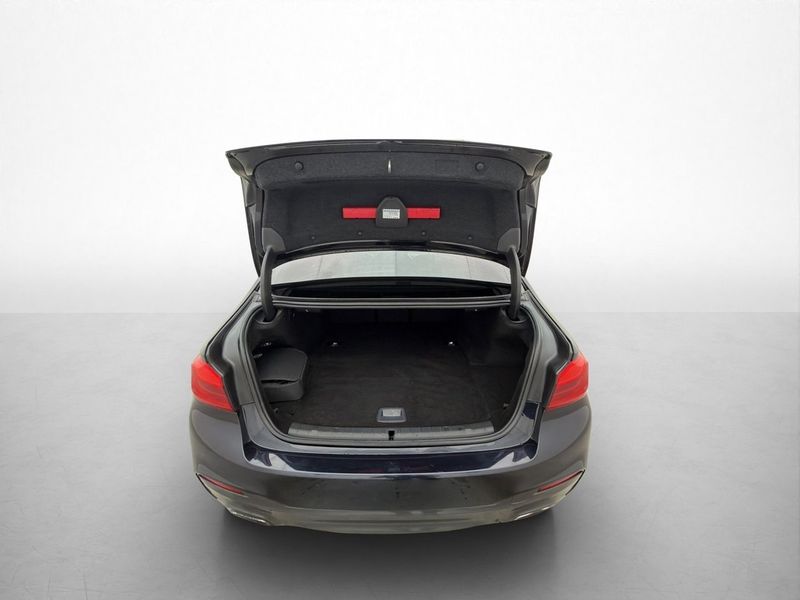 BMW 530 bild 8