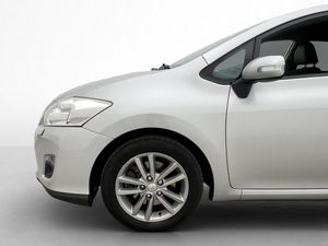 Toyota Auris bild 24