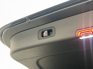 Mercedes E300 bild 13