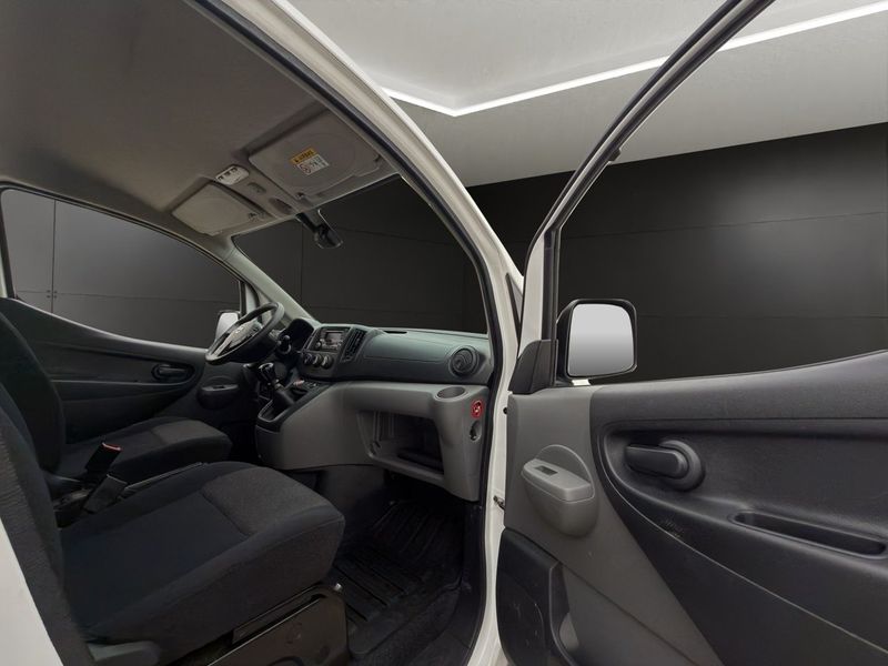 Nissan NV200 bild 23