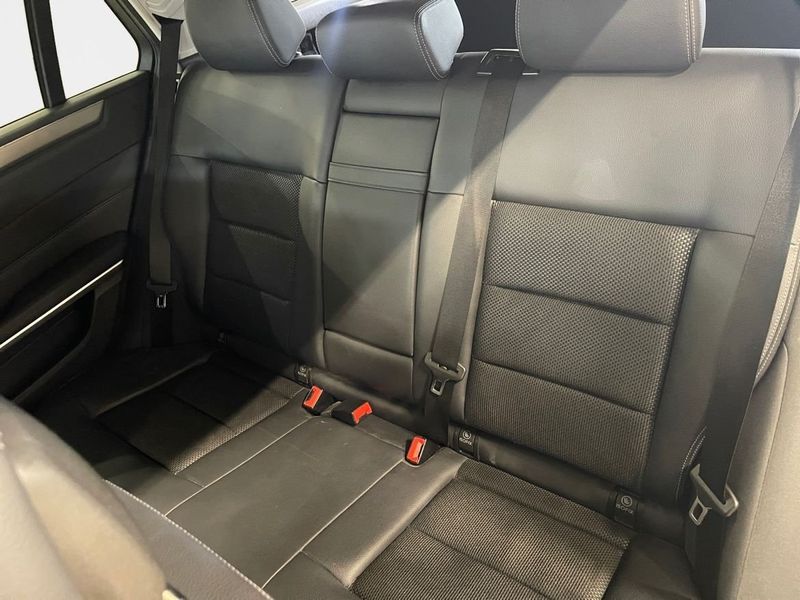 Mercedes E220 bild 13