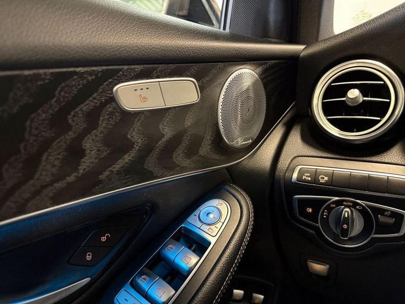 Mercedes GLC220 bild 13