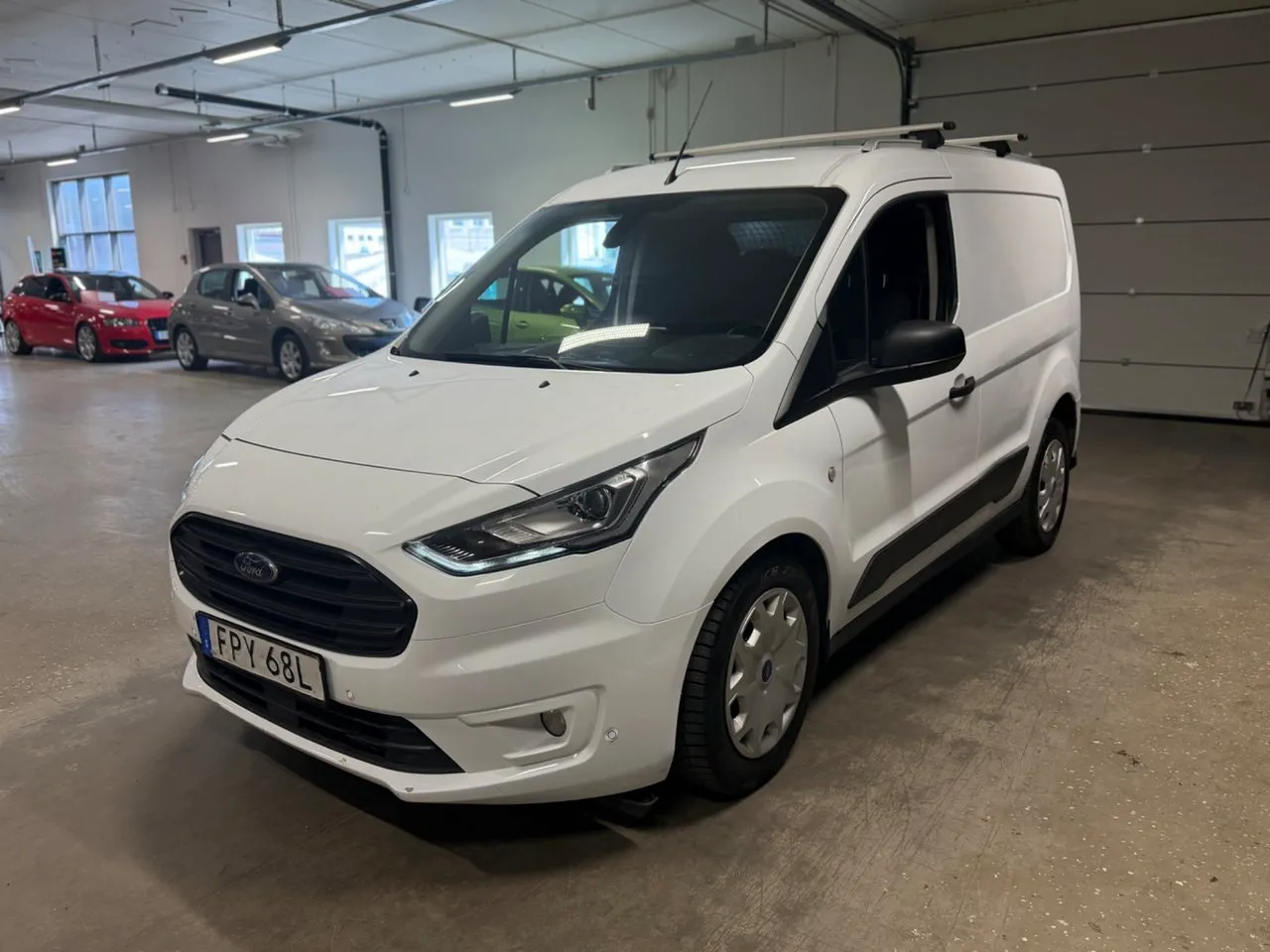 Vehicle image 6