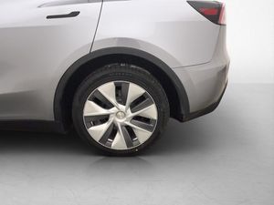 Tesla Model Y bild 31